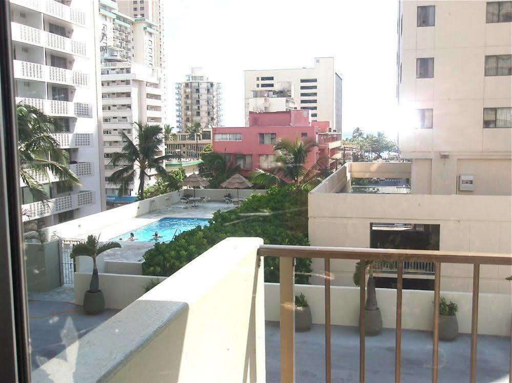 Waikiki Park Heights Villa Honolulu Exterior photo